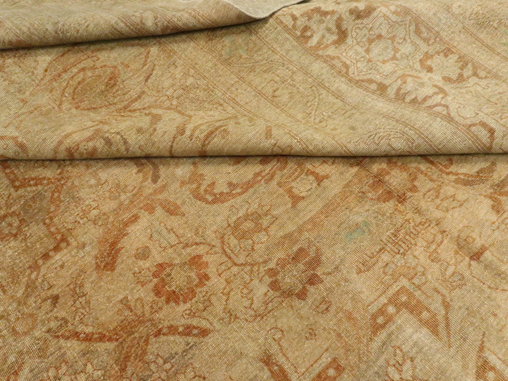 Antique Persian Mashad Carpet, No.16734 - Galerie Shabab