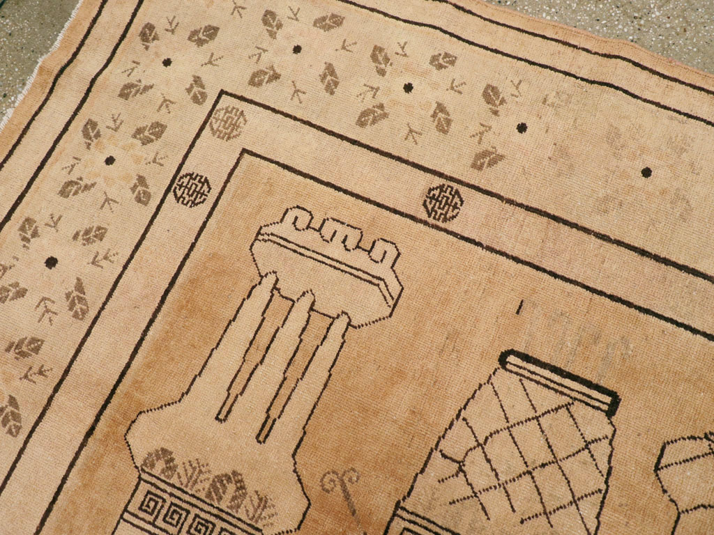 Antique East Turkestan Khotan Pictorial Carpet, No.16768 - Galerie Shabab