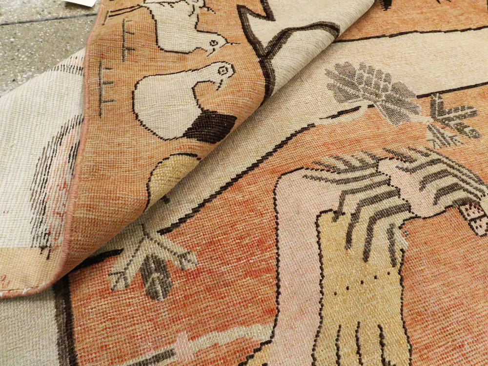 Antique Khotan Pictorial Rug, No.16770 - Galerie Shabab