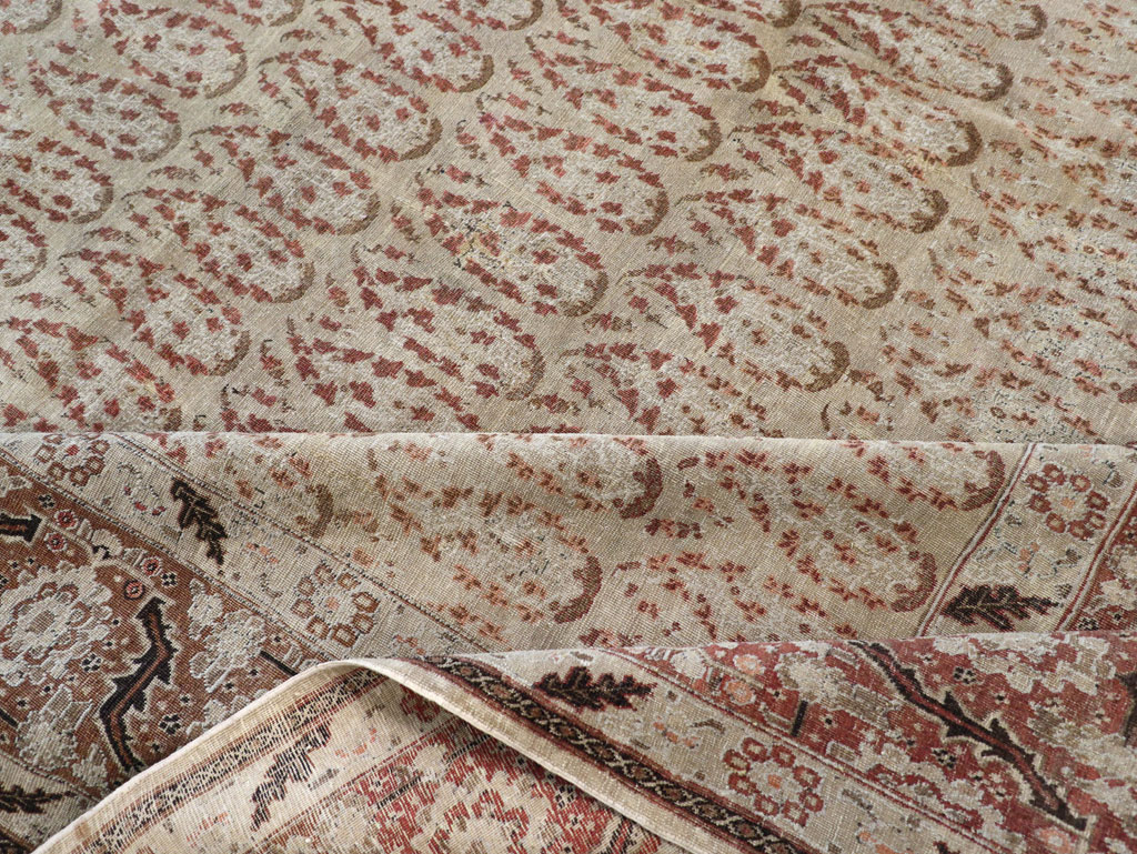 Antique Persian Tabriz Rug, No.16794 - Galerie Shabab
