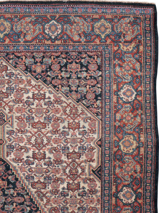 Antique Persian Senneh Rug, No.16799 - Galerie Shabab
