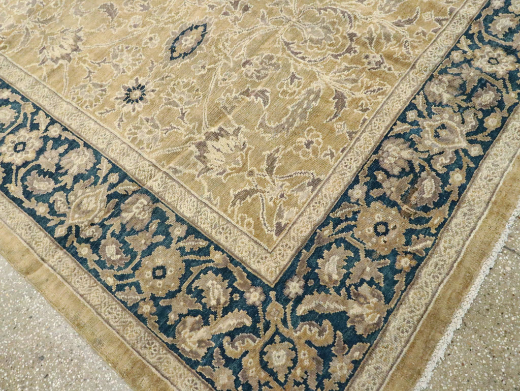 Antique Persian Mahal Carpet, No.16803 - Galerie Shabab