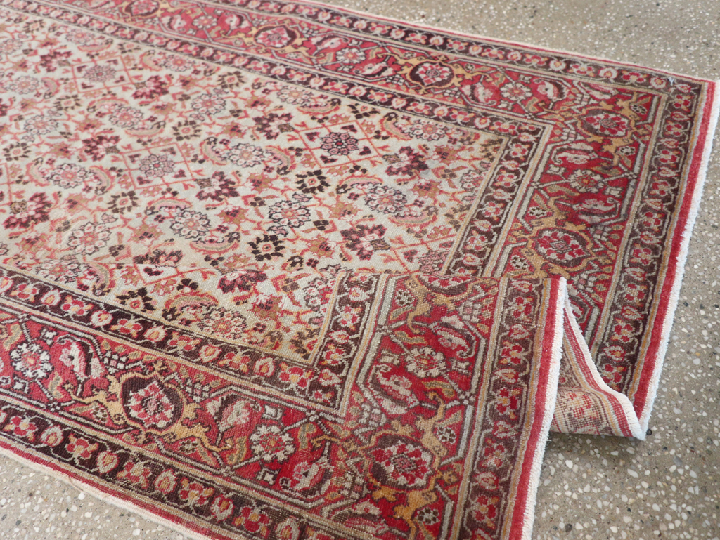 Antique Persian Tabriz Rug, No.16807 - Galerie Shabab