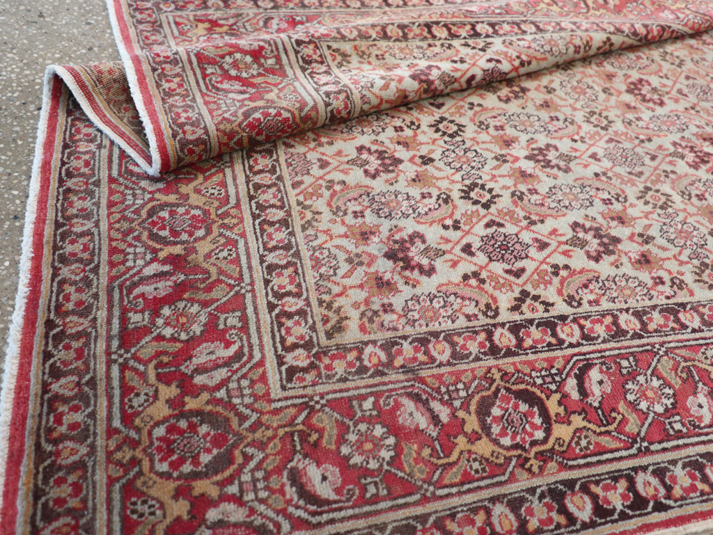 Antique Persian Tabriz Rug, No.16807 - Galerie Shabab