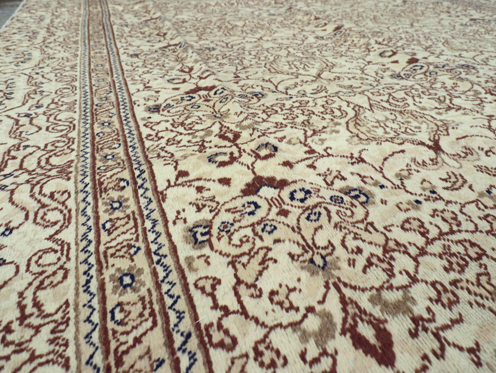 Vintage Turkish Sivas Carpet, No.16818 - Galerie Shabab