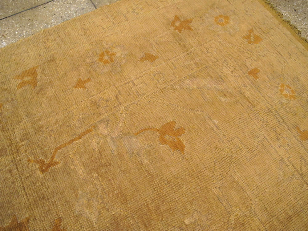 Antique Turkish Oushak Square Carpet, No.16840 - Galerie Shabab