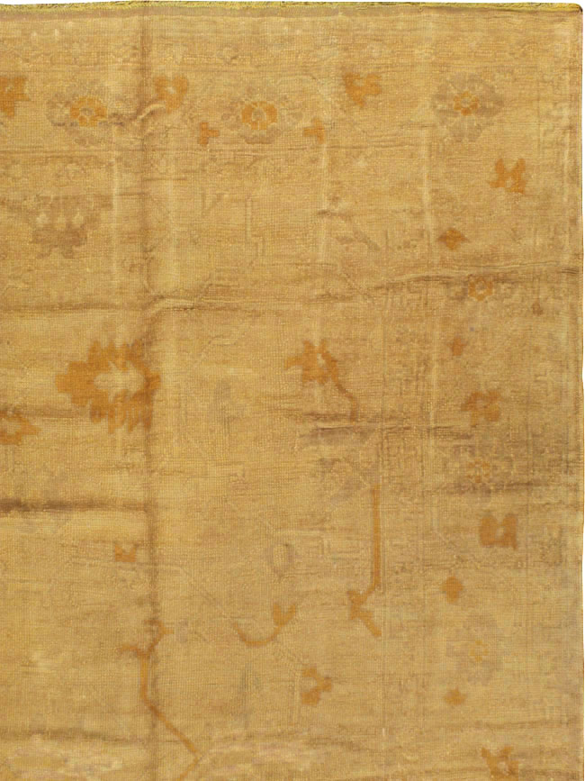 Antique Turkish Oushak Square Carpet, No.16840 - Galerie Shabab