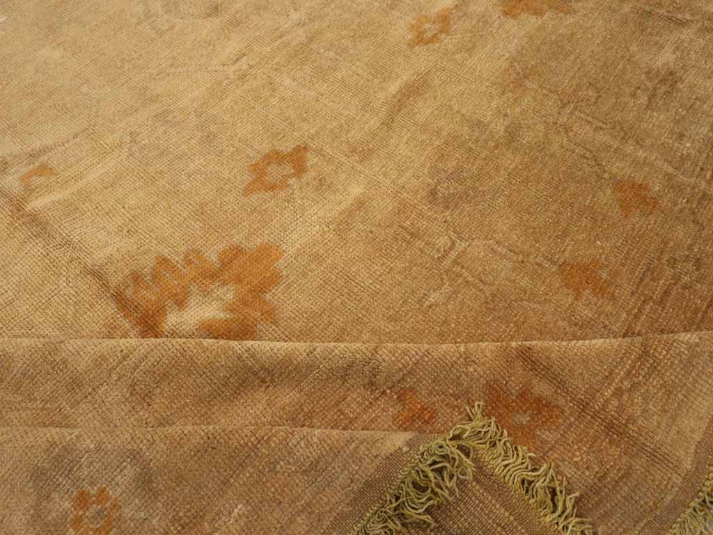 Antique Turkish Oushak Square Carpet, No.16840 - Galerie Shabab