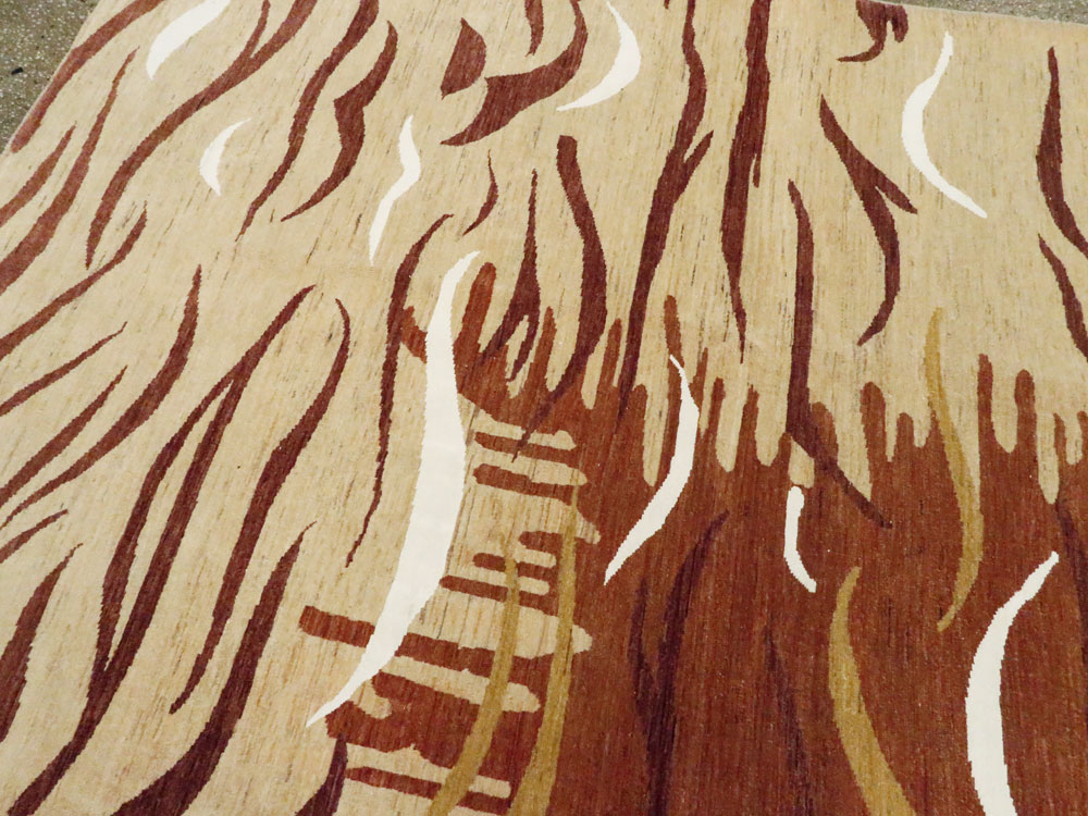 Modern Persian Tabriz Carpet, No.16856 - Galerie Shabab