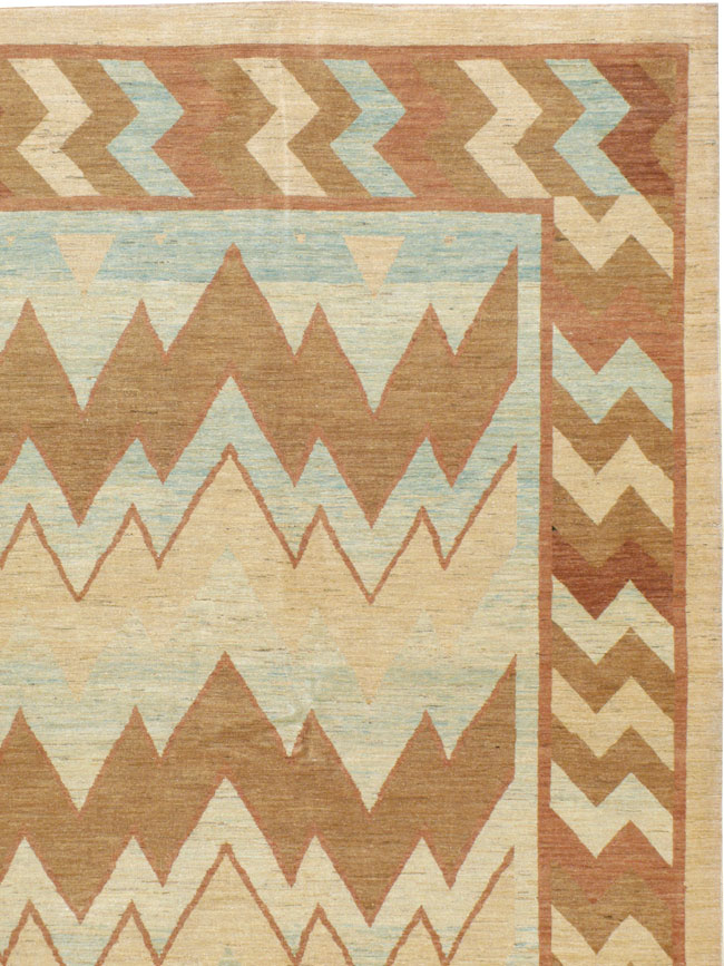 Modern Persian Tabriz Carpet, No.16858 - Galerie Shabab