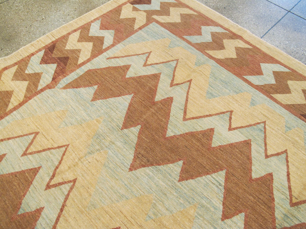 Modern Persian Tabriz Carpet, No.16858 - Galerie Shabab