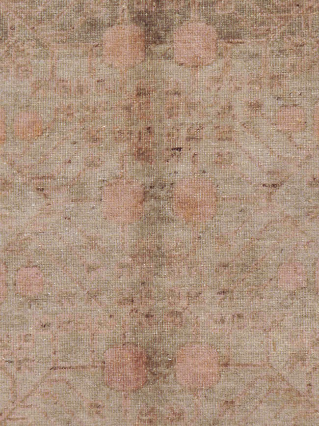 Vintage East Turkestan Khotan Carpet, No.16900 - Galerie Shabab