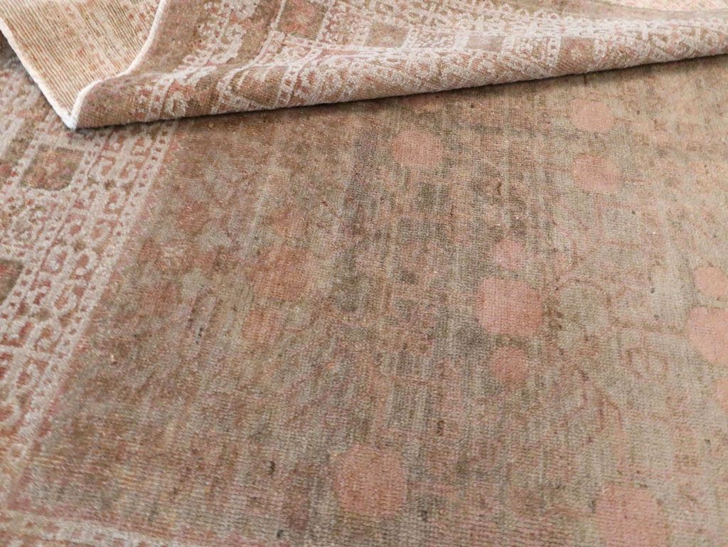 Vintage East Turkestan Khotan Carpet, No.16900 - Galerie Shabab
