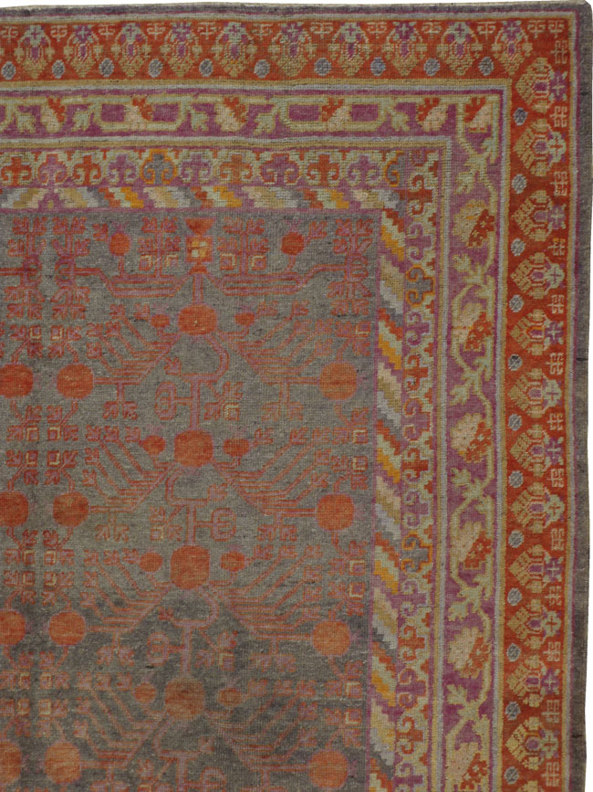 Antique Khotan Gallery Carpet, No.16903 - Galerie Shabab
