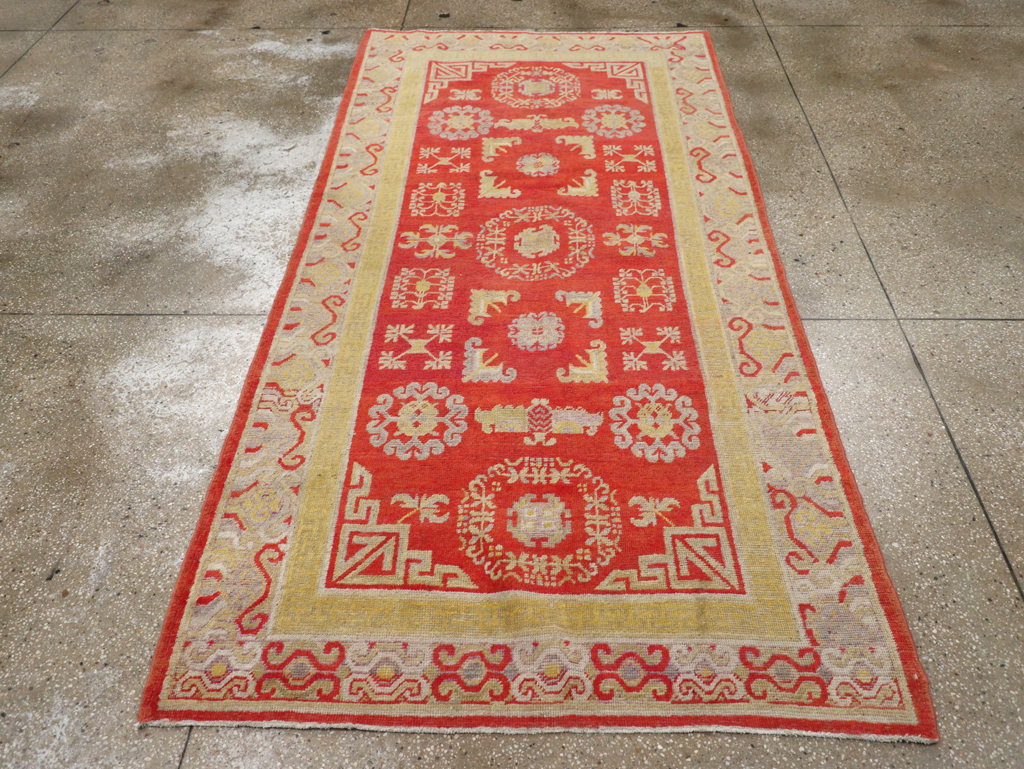 Antique Khotan Rug, No.16909 - Galerie Shabab