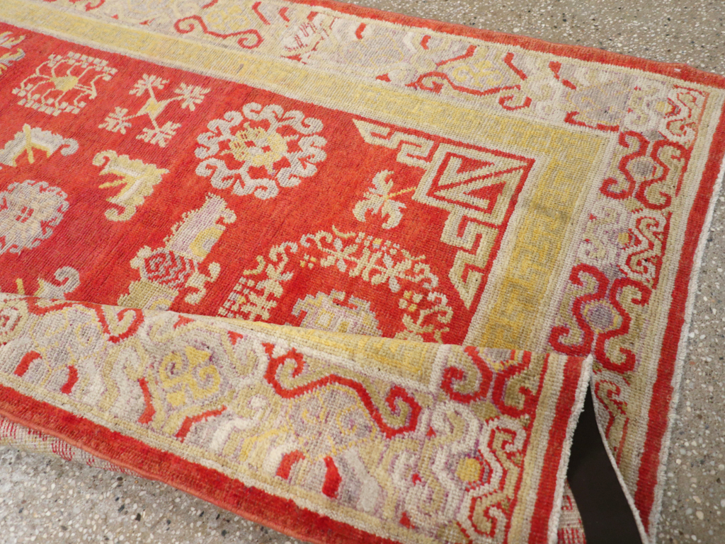 Antique Khotan Rug, No.16909 - Galerie Shabab