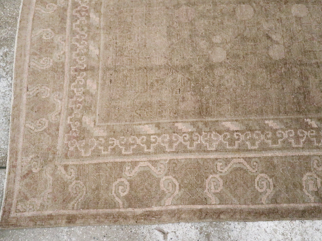 Vintage East Turkestan Khotan Carpet, No.16912 - Galerie Shabab