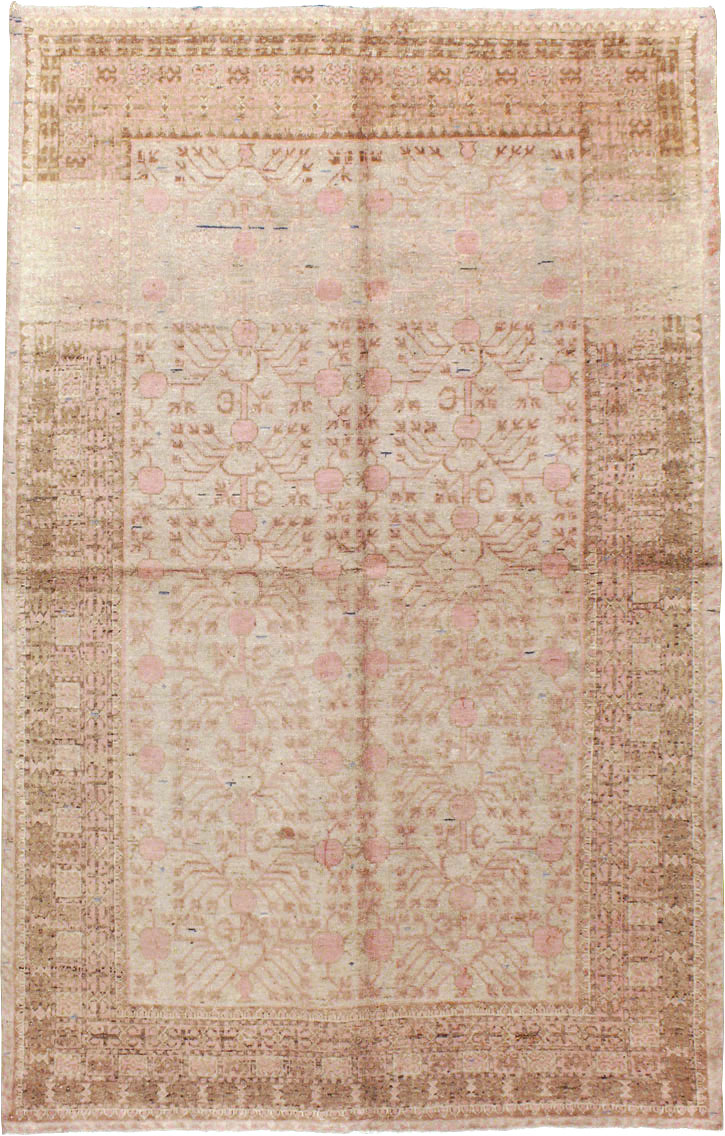 Vintage East Turkestan Khotan Carpet, No.16915 - Galerie Shabab