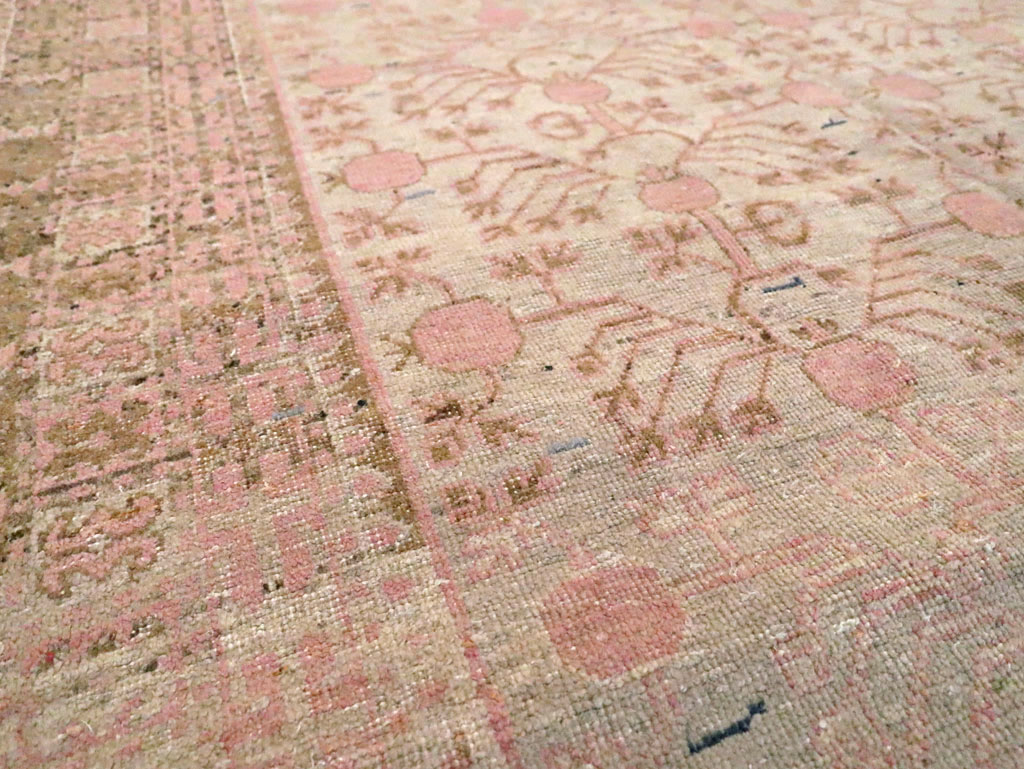 Vintage East Turkestan Khotan Carpet, No.16915 - Galerie Shabab