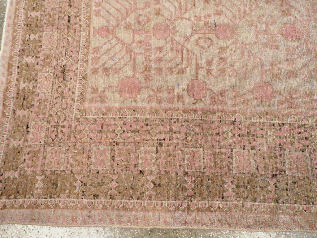 Vintage East Turkestan Khotan Carpet, No.16915 - Galerie Shabab