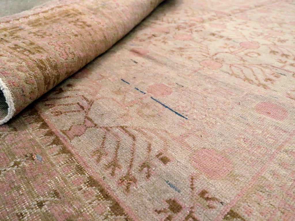 Vintage East Turkestan Khotan Carpet, No.16915 - Galerie Shabab