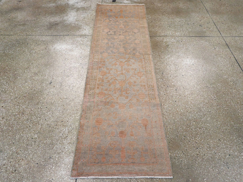 Vintage East Turkestan Khotan Runner, No.16916 - Galerie Shabab