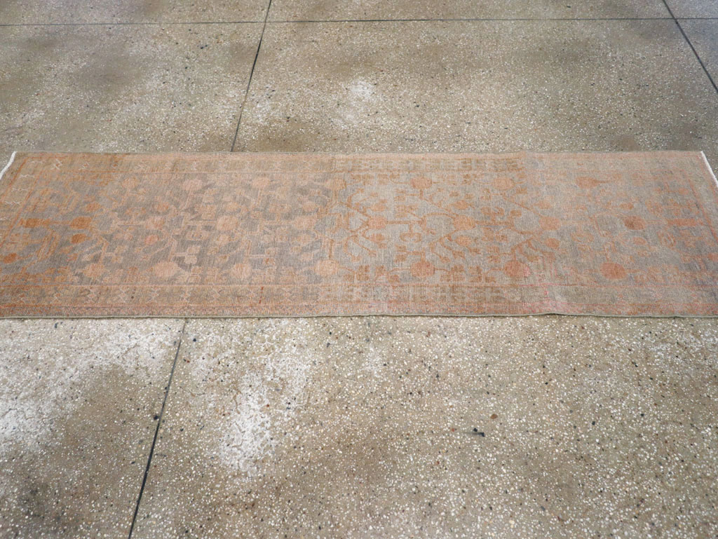 Vintage East Turkestan Khotan Runner, No.16916 - Galerie Shabab