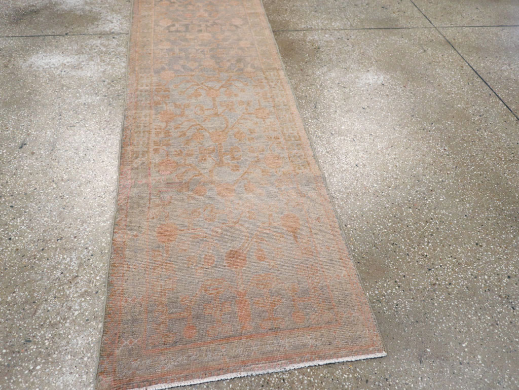 Vintage East Turkestan Khotan Runner, No.16916 - Galerie Shabab