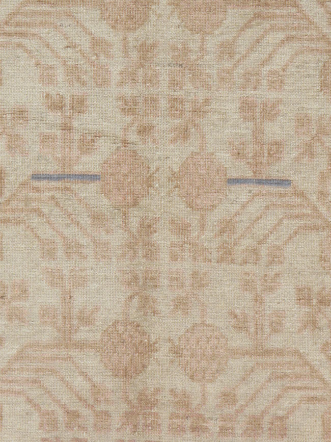 Antique Khotan Gallery Carpet, No.16925 - Galerie Shabab