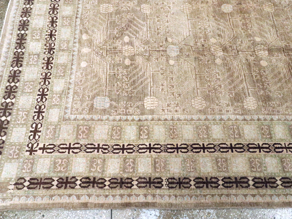 Vintage East Turkestan Khotan Carpet, No.16926 - Galerie Shabab