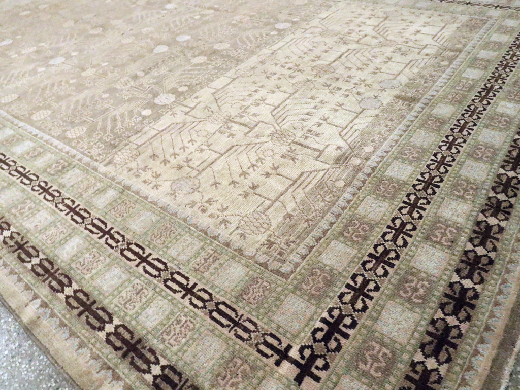 Vintage East Turkestan Khotan Carpet, No.16926 - Galerie Shabab