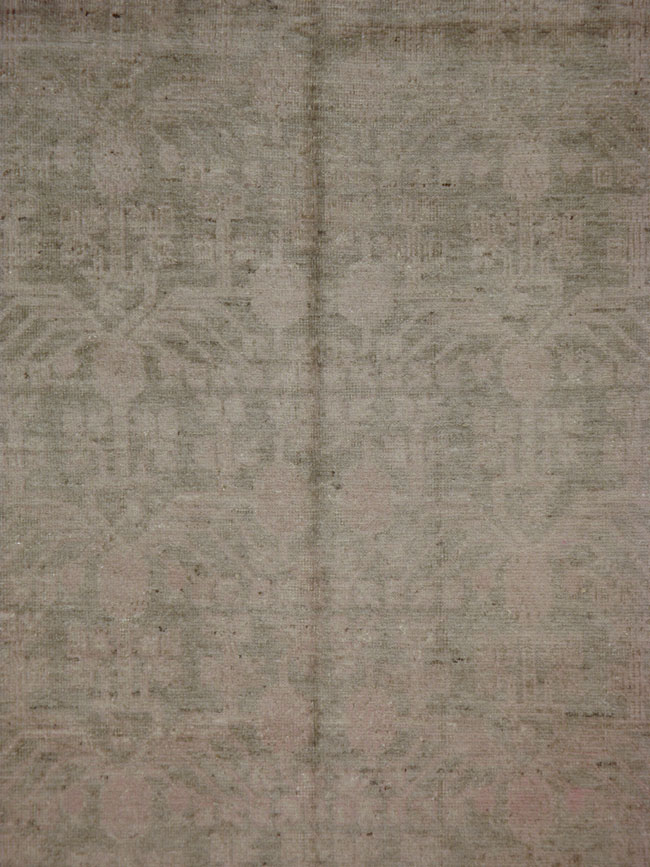 Antique Khotan Carpet, No.16934 - Galerie Shabab