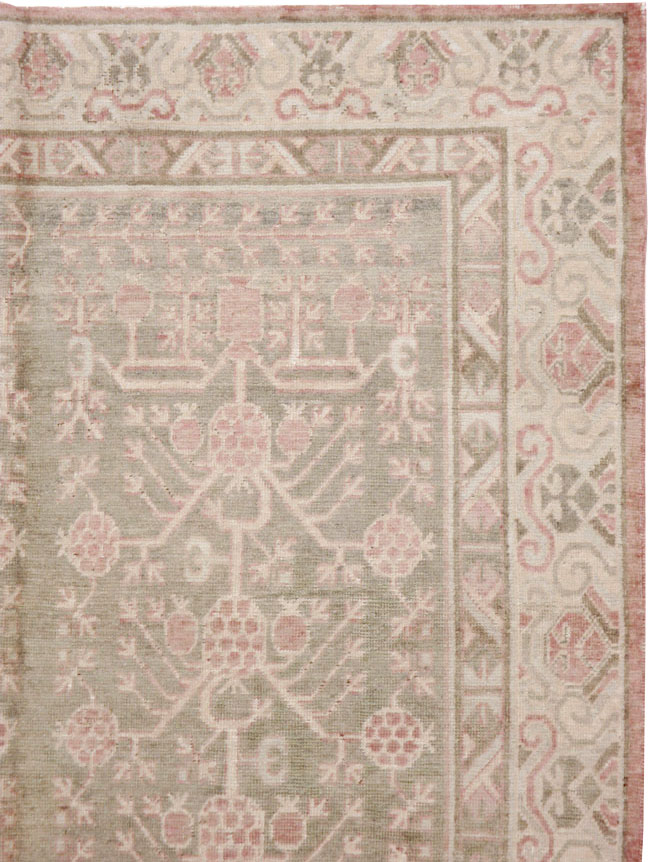 Vintage East Turkestan Khotan Carpet, No.16938 - Galerie Shabab