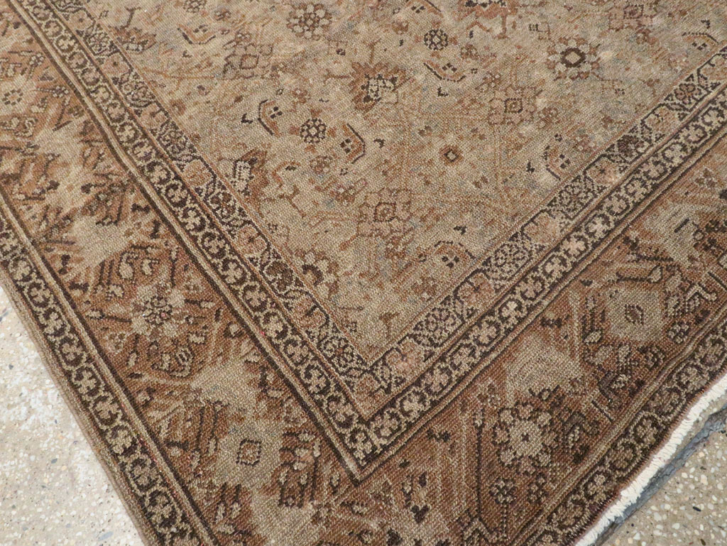 Antique Persian Malayer Gallery Carpet, No.16947 - Galerie Shabab