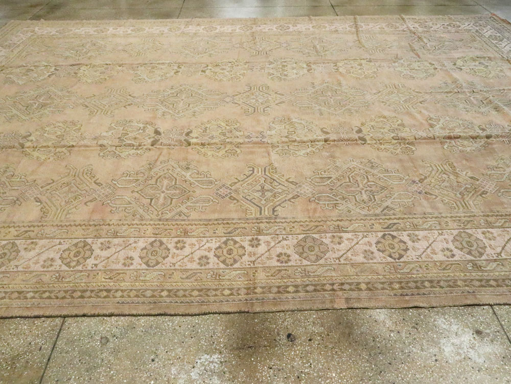 Antique Turkish Oushak Carpet, No.16956 - Galerie Shabab