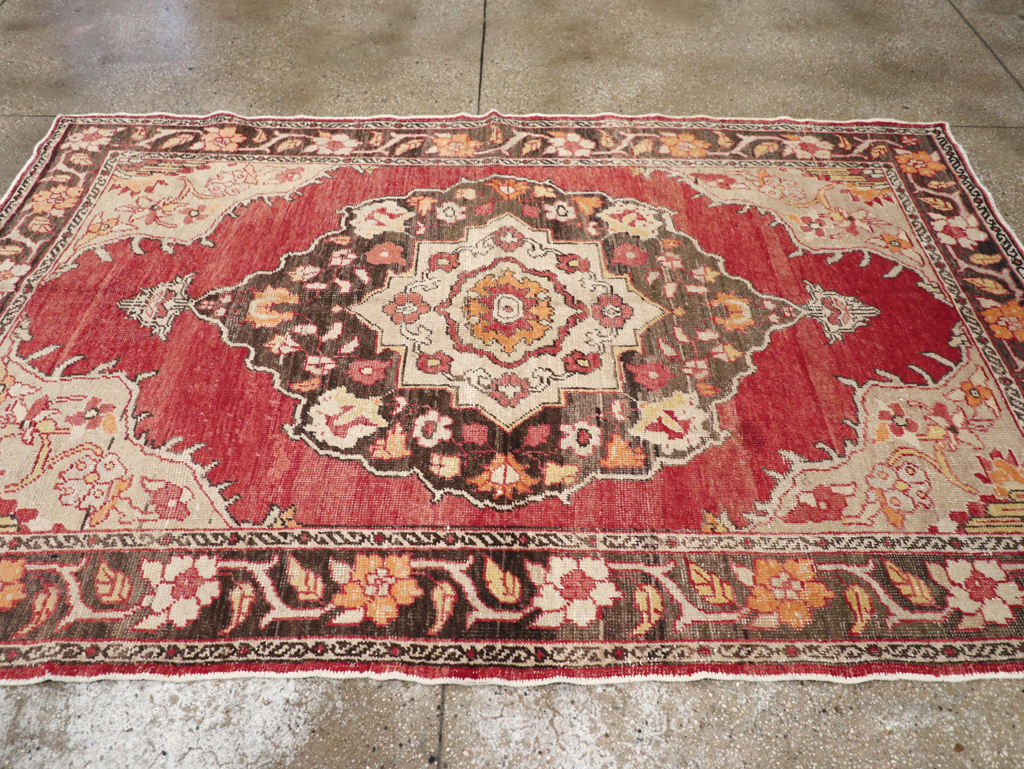 Antique Turkish Oushak Carpet, No.16975 - Galerie Shabab