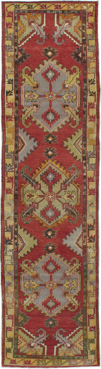 Vintage Turkish Oushak Runner, No.16979 - Galerie Shabab
