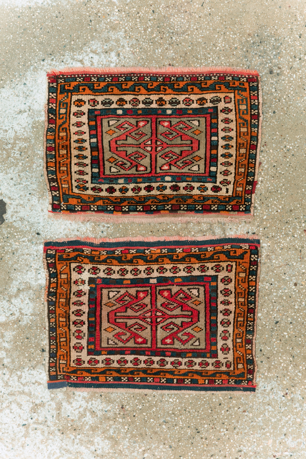 Antique Persian Kurdish Rug (Pair: 2 of 2), No.16995 - Galerie Shabab
