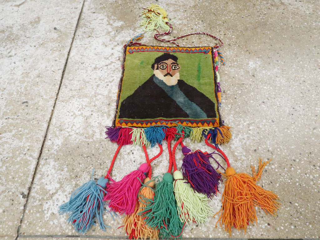 Vintage Persian Shiraz Pictorial Rug, No.17002 - Galerie Shabab