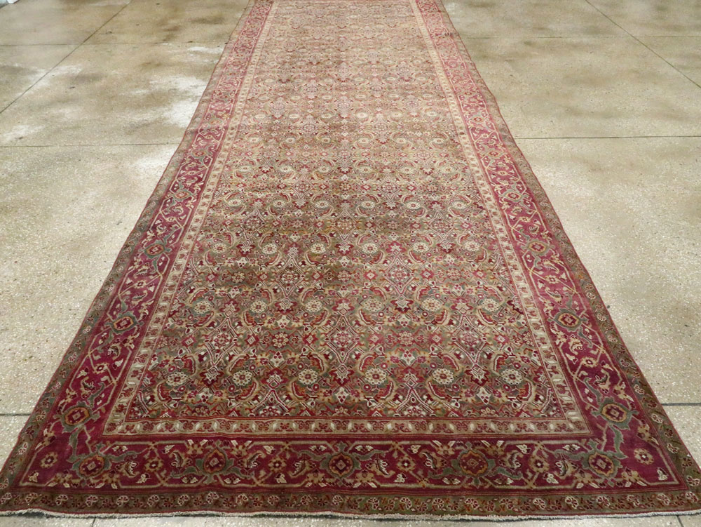 Antique Indian Agra Carpet, No.17050 - Galerie Shabab
