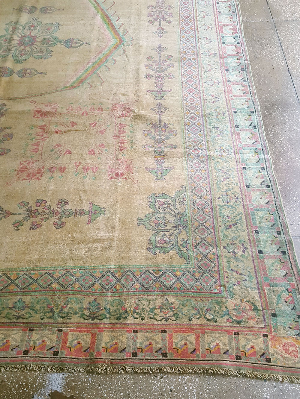 Antique Indian Agra Carpet, No.17052 - Galerie Shabab