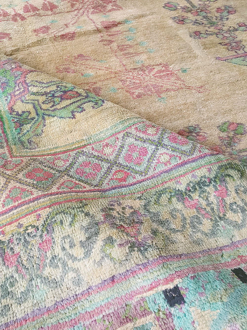 Antique Indian Agra Carpet, No.17052 - Galerie Shabab