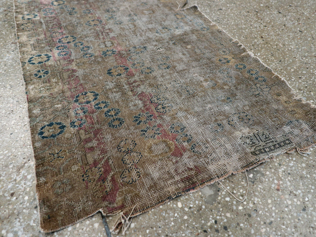 Antique East Turkestan Silk Khotan Fragment, No.17054 - Galerie Shabab