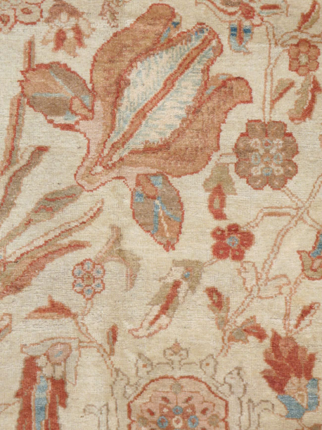 Antique Persian Sultanabad Rug, No.17055 - Galerie Shabab