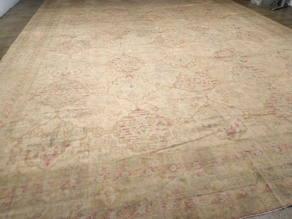 Antique Indian Lahore Carpet, No.17060 - Galerie Shabab