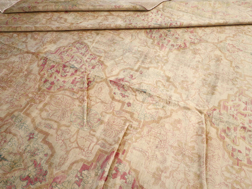 Antique Indian Lahore Carpet, No.17060 - Galerie Shabab