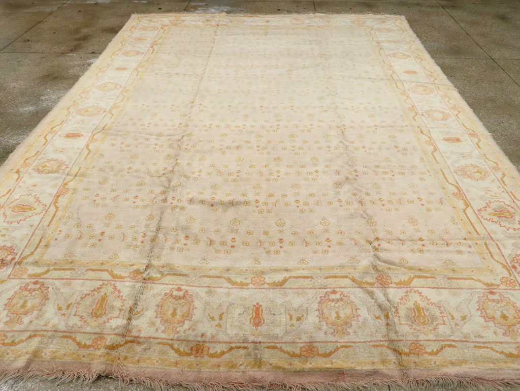 Antique Turkish Oushak Carpet, No.17077 - Galerie Shabab