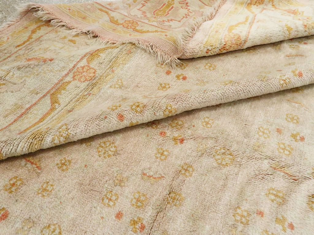 Antique Turkish Oushak Carpet, No.17077 - Galerie Shabab