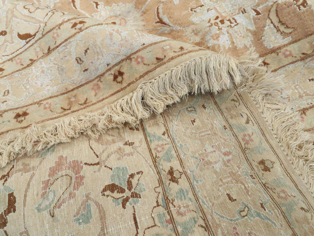 Vintage Persian Nain Carpet, No.17092 - Galerie Shabab