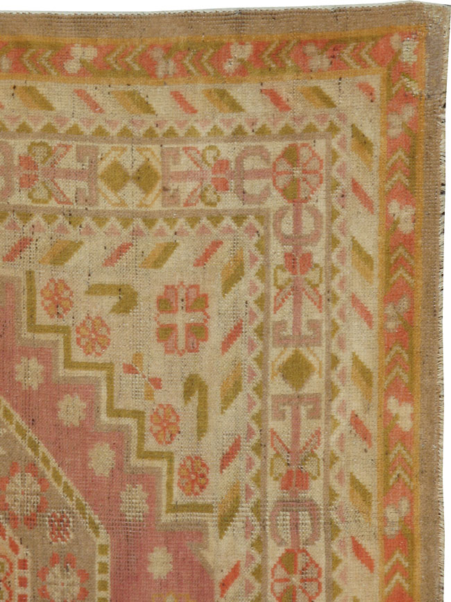 Antique Khotan Rug, No.17096 - Galerie Shabab